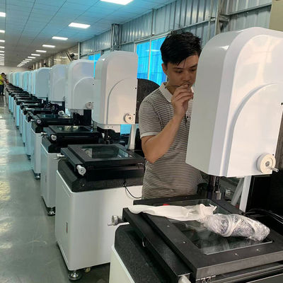 RoHS ISO9001 प्रमाणपत्र के साथ XYZ तीन अक्ष वीडियो मापने वाली मशीनें उपकरण